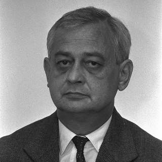 PhDr. Miroslav Řezníček PhDr. Miroslav Řezníček