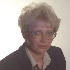 JUDr. Zuzka Bebarov Rujbrov
