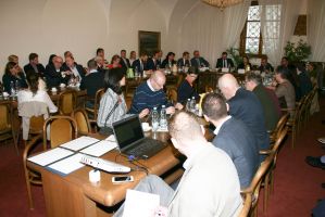 Lobbing-3.JPG (Dokument, 697 KB) Lobbing-3.JPG (Dokument, 697 KB)